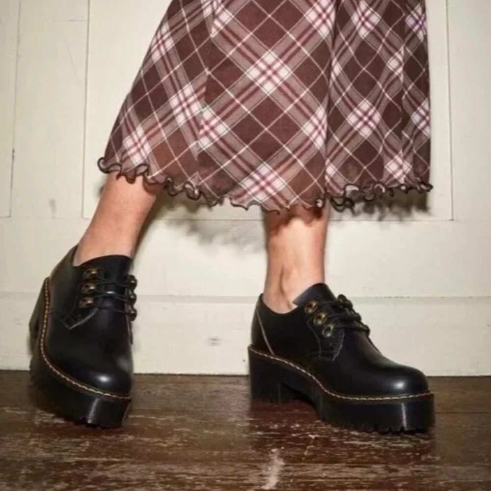 Dr Martens Leona Lug Sole Platform Derby Shoes Size 11